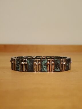 Link Bracelet with Accent Stones